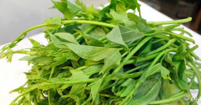 6-loai-rau-re-va-phong-chong-ung-thu