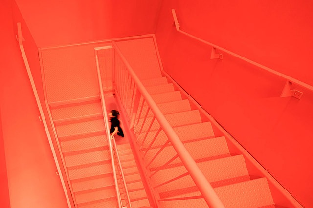 Sắc màu và không gian kiến trúc